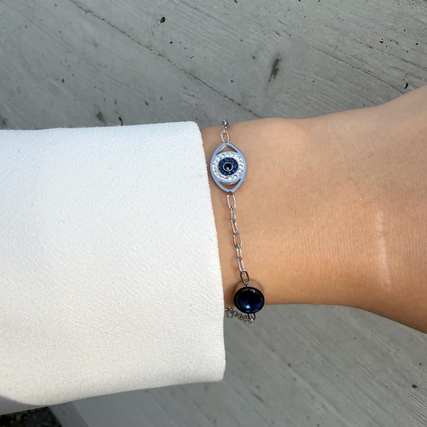 EYE BRACELET