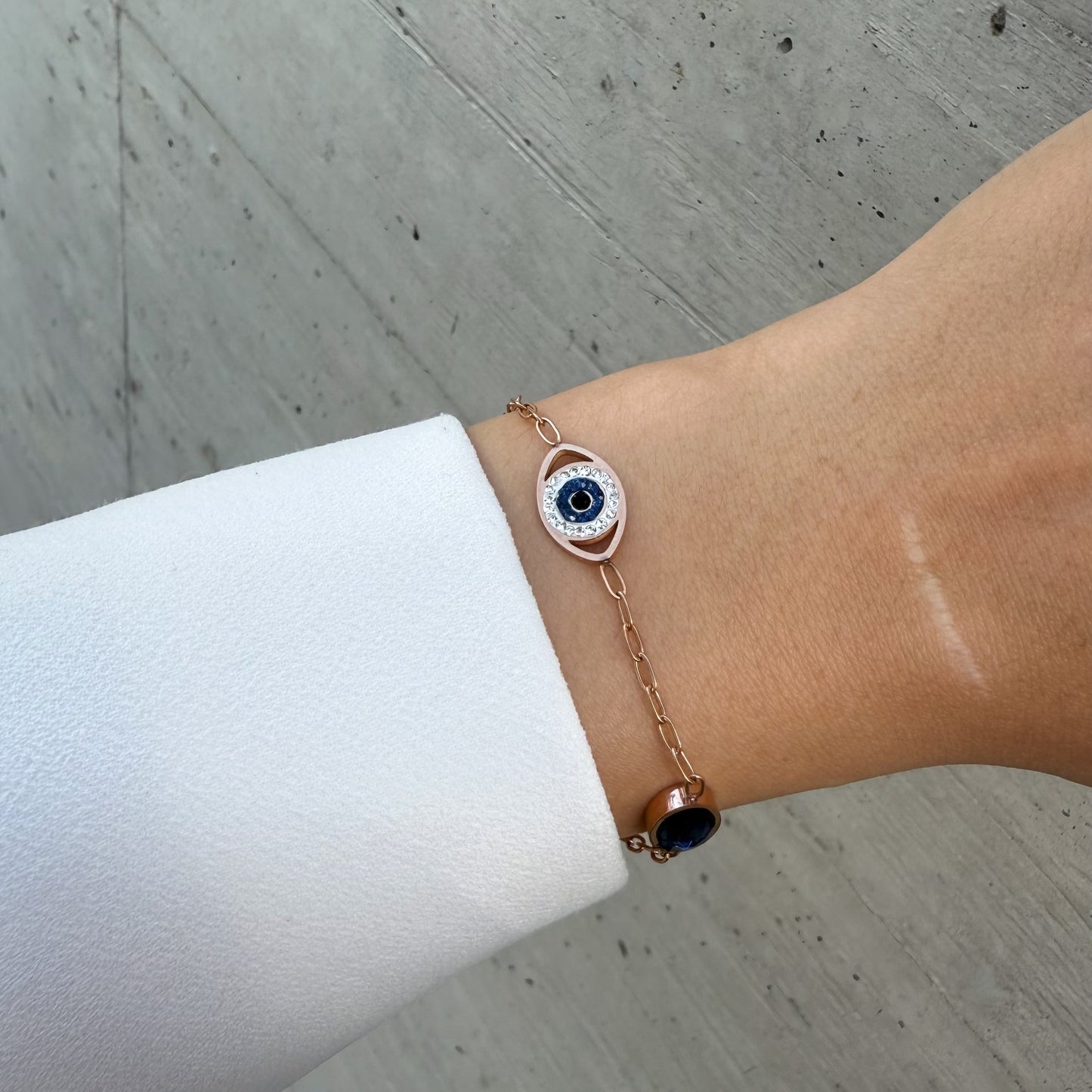 EYE BRACELET
