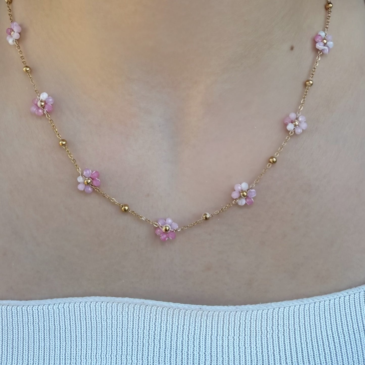 DAISY NECKLACE