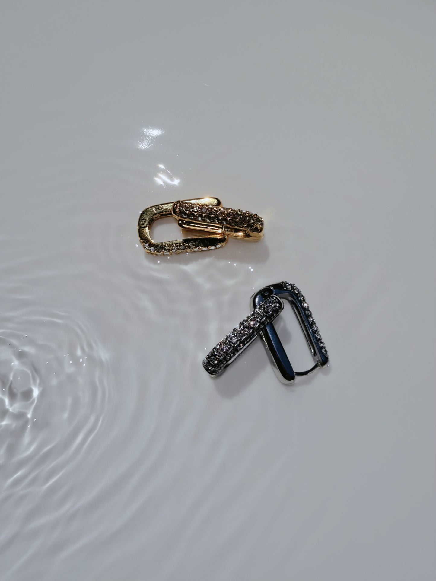 MINI BRIGHTNY EARRING