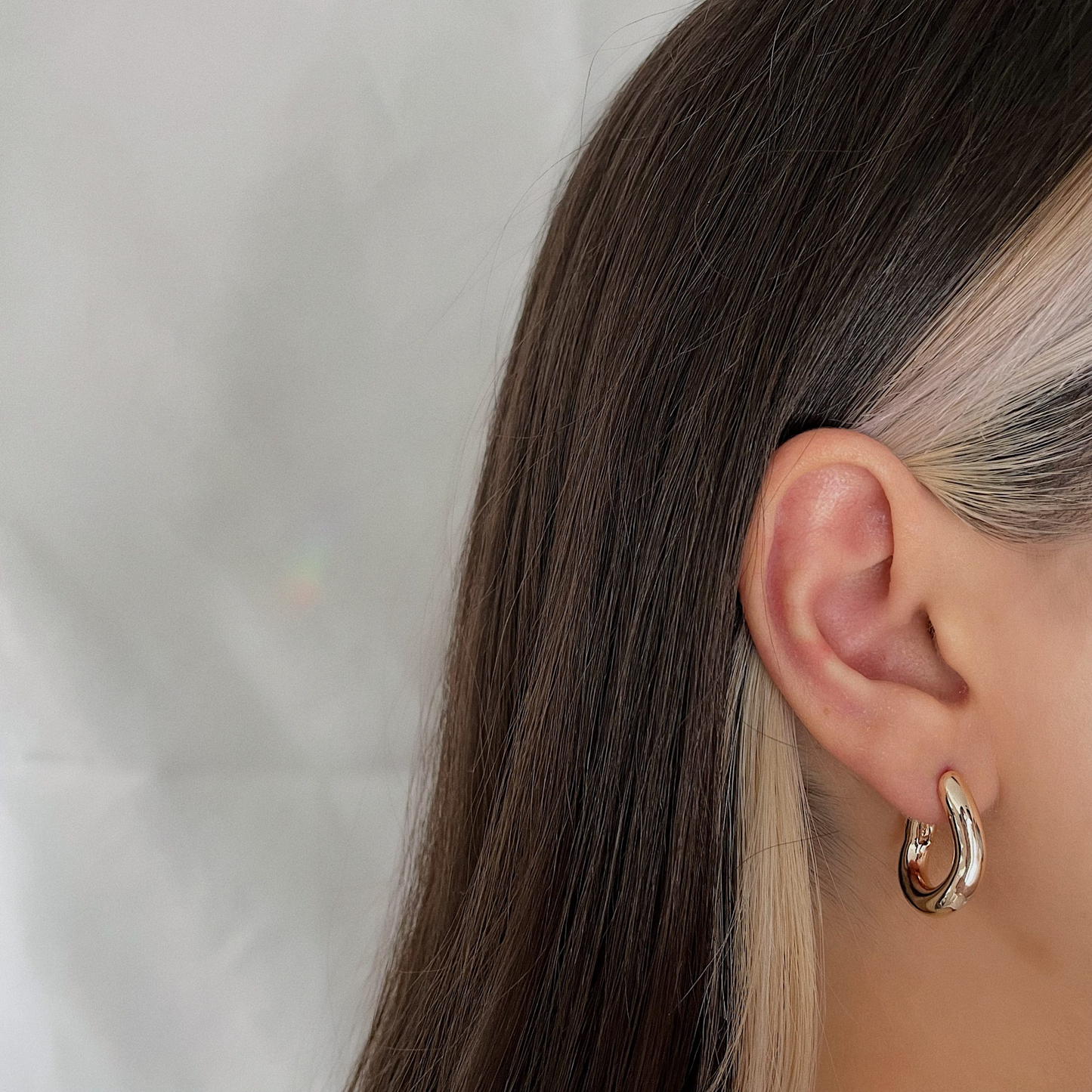BALE EARRING