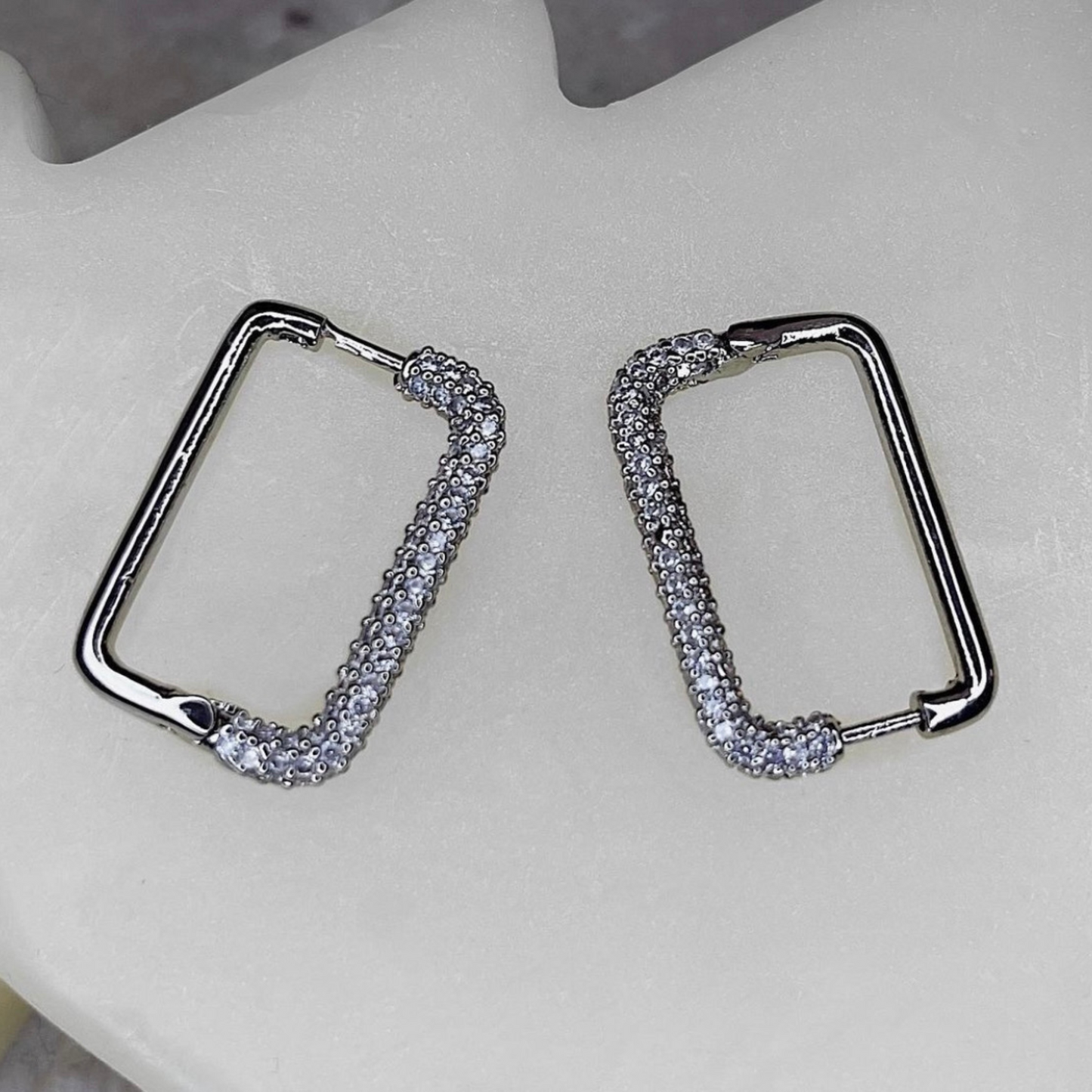 HALF COVERED DIAMOND EARRING