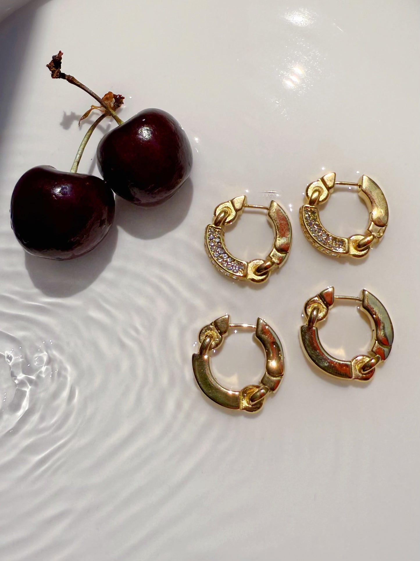 BRILLIANCE EARRING