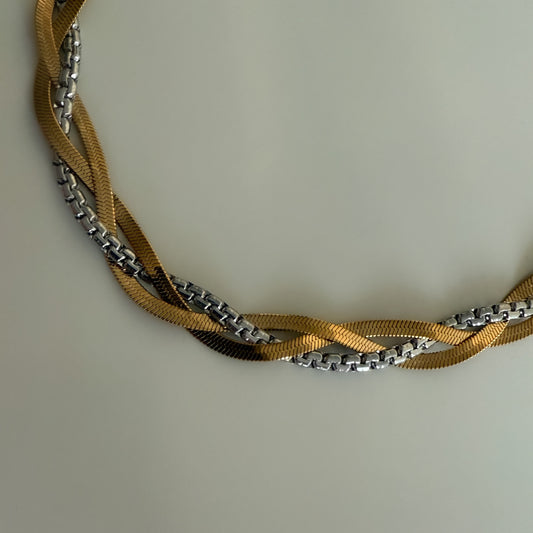 BRAIDED NECKLACE