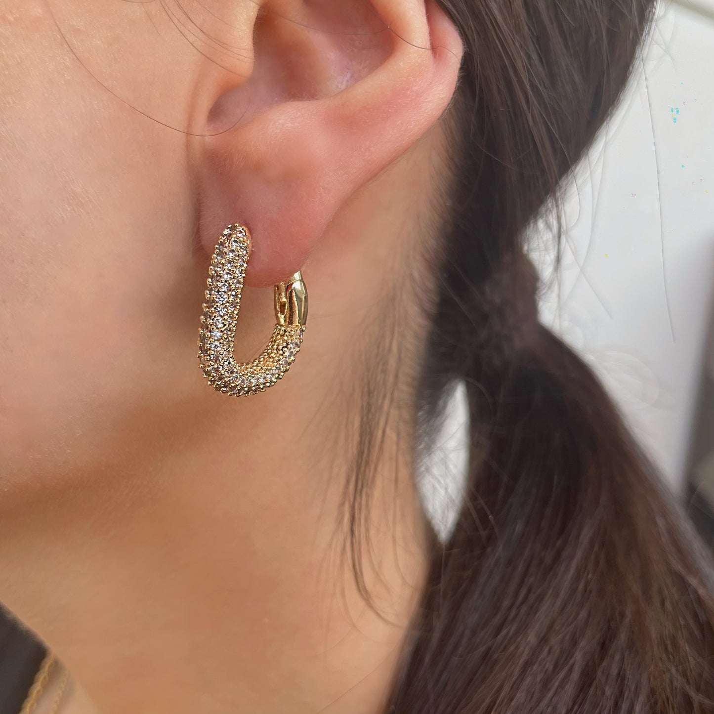 STONY BALE EARRING