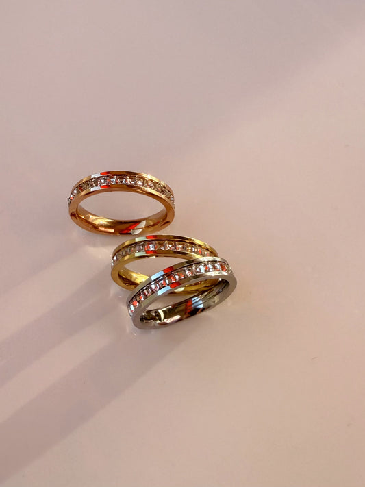 FULL TURN RING