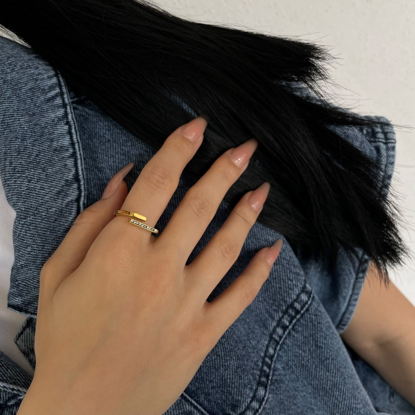 EMBRACE RING