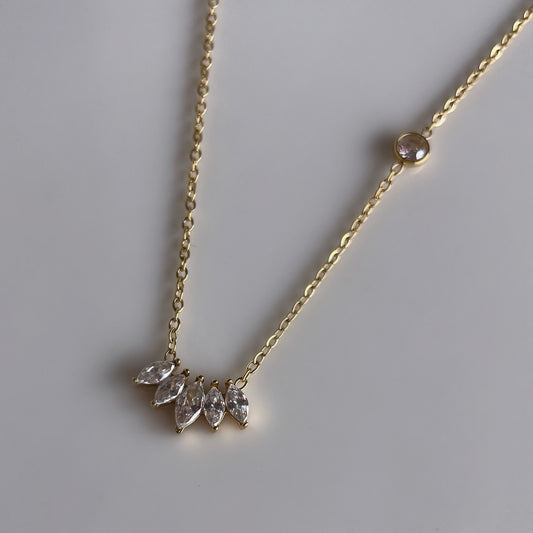 JEWEL NECKLACE