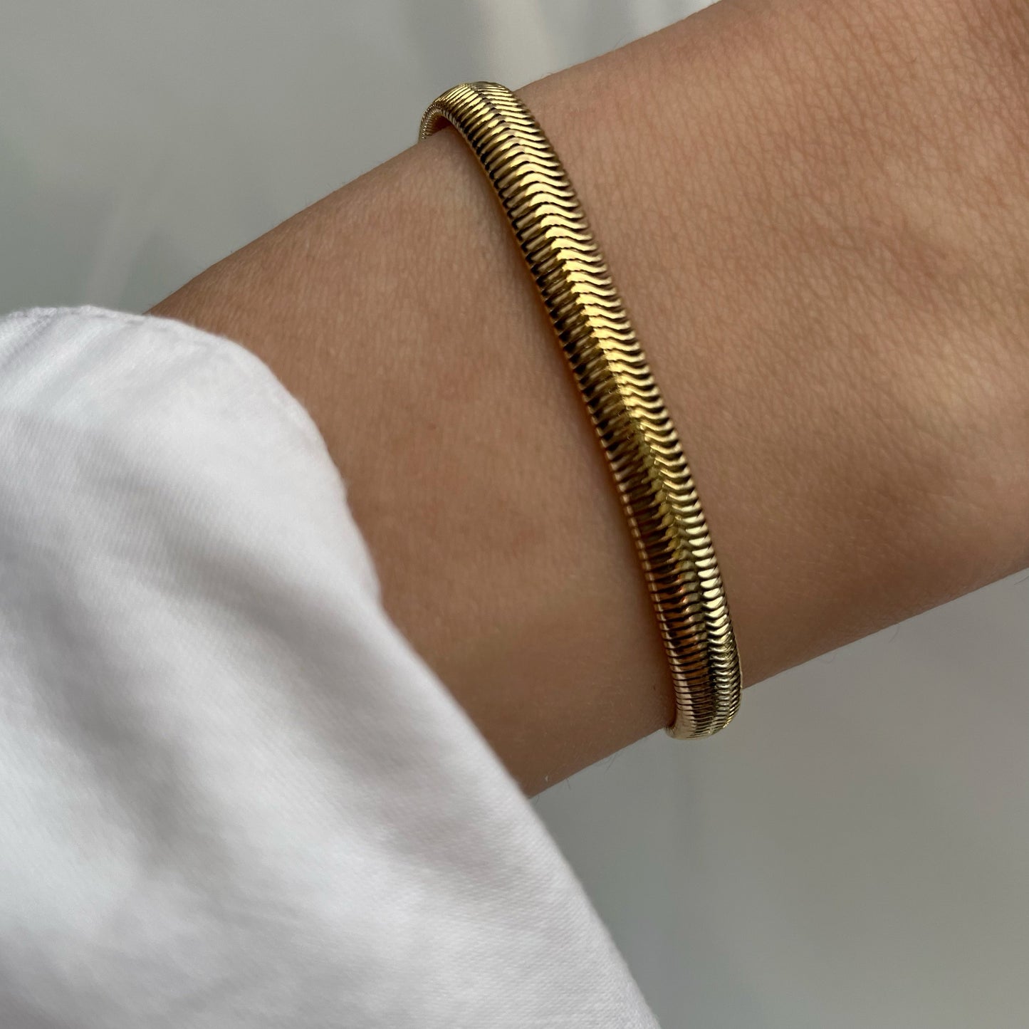 THICK SNAKE BRACELET