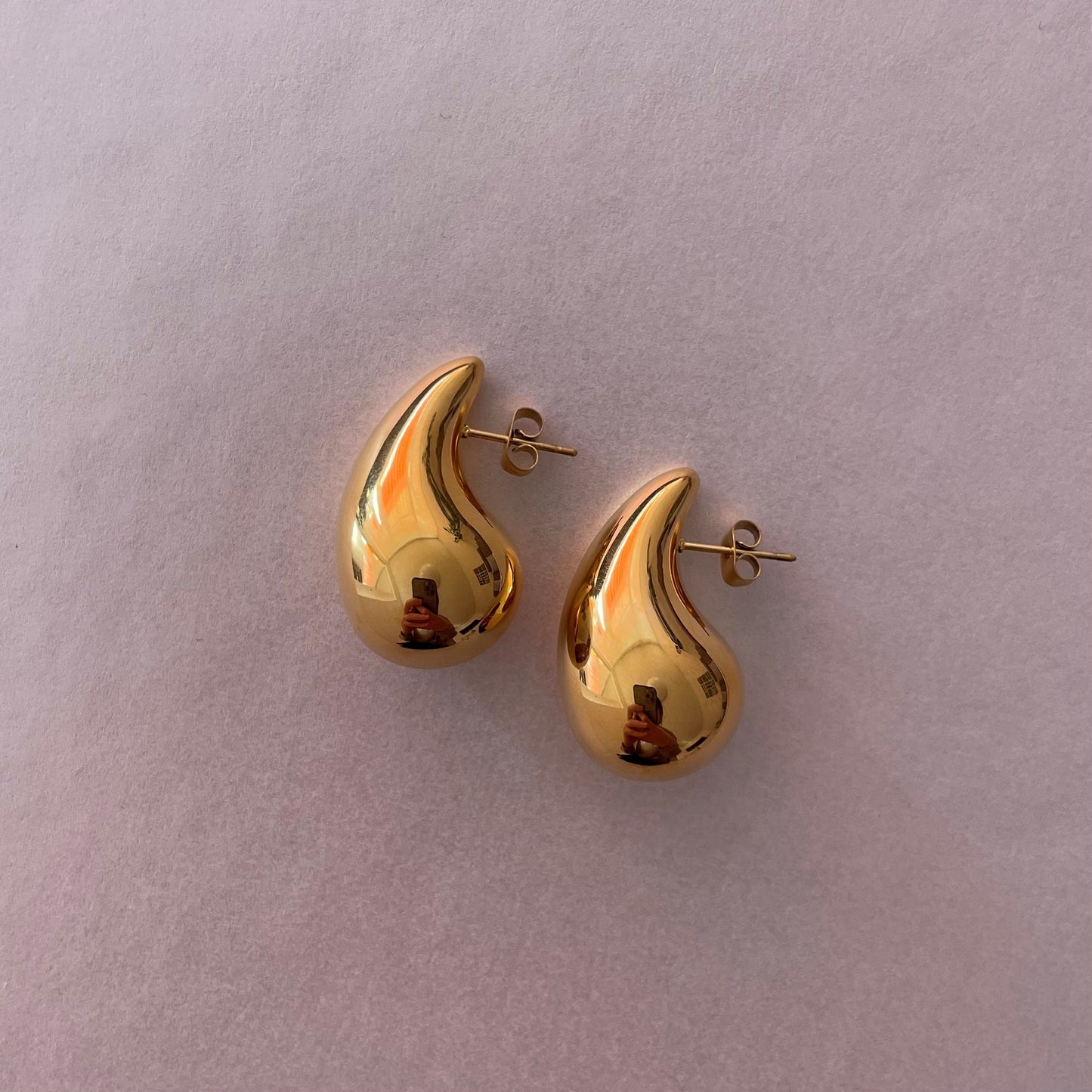 TEARDROP EARRING