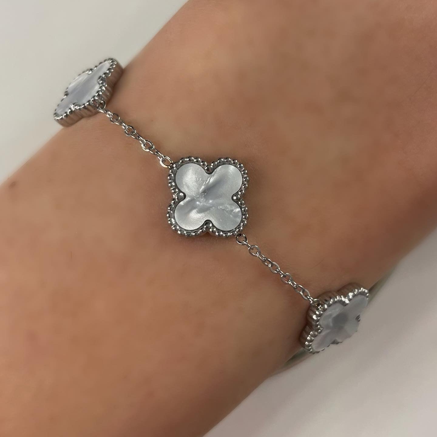 LUCKY BRACELET