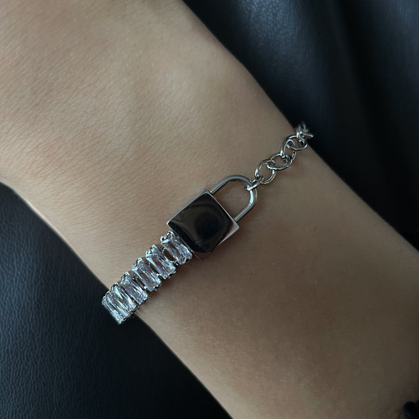 LOCK BRACELET