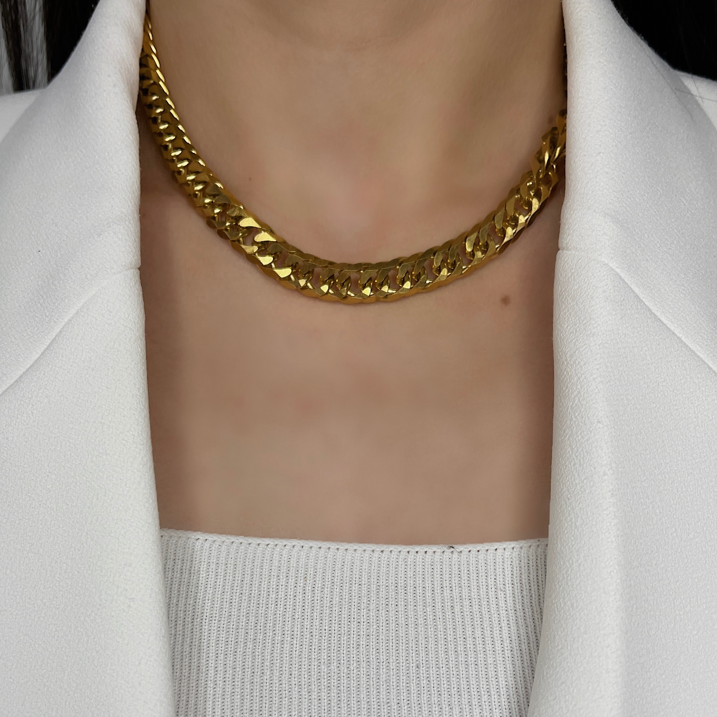 CHUNKY CURB NECKLACE